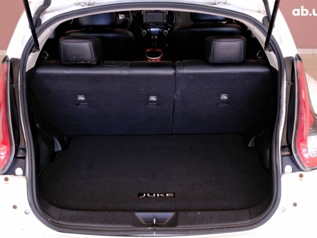 Белый Ниссан Жук, объемом двигателя 1.6 л и пробегом 117 тыс. км за 10900 $, фото 8 на Automoto.ua