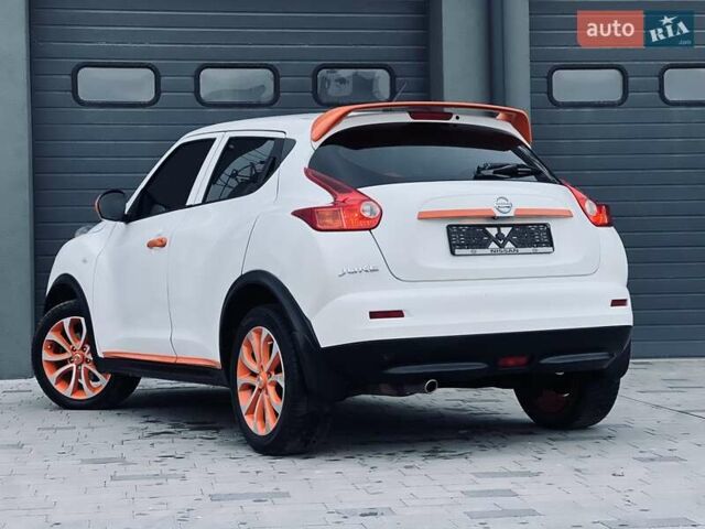 Белый Ниссан Жук, объемом двигателя 1.6 л и пробегом 107 тыс. км за 8999 $, фото 7 на Automoto.ua
