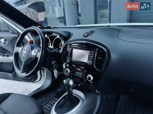 Белый Ниссан Жук, объемом двигателя 1.6 л и пробегом 107 тыс. км за 8999 $, фото 17 на Automoto.ua