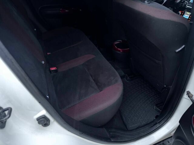 Білий Ніссан Жук, об'ємом двигуна 1.6 л та пробігом 118 тис. км за 7900 $, фото 12 на Automoto.ua