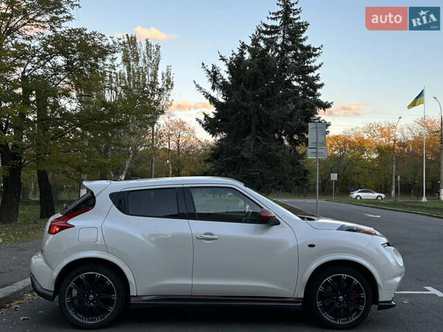 Белый Ниссан Жук, объемом двигателя 1.6 л и пробегом 113 тыс. км за 12699 $, фото 4 на Automoto.ua