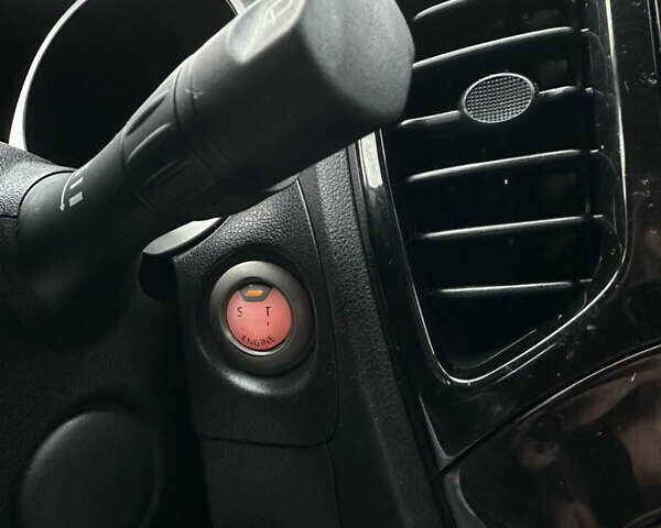 Ниссан Жук 2014 в Ровно на Automoto.ua Белый Ниссан Жук, объемом двигателя 1.5 л и пробегом 105 тыс. км за 11400 $, фото 36 на Automoto.ua