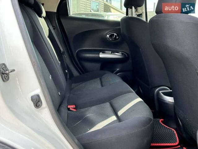 Белый Ниссан Жук, объемом двигателя 1.6 л и пробегом 152 тыс. км за 10200 $, фото 29 на Automoto.ua