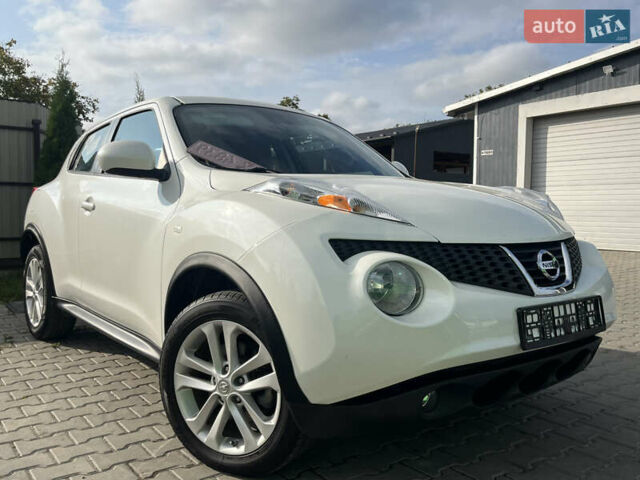 Белый Ниссан Жук, объемом двигателя 1.6 л и пробегом 123 тыс. км за 9390 $, фото 11 на Automoto.ua