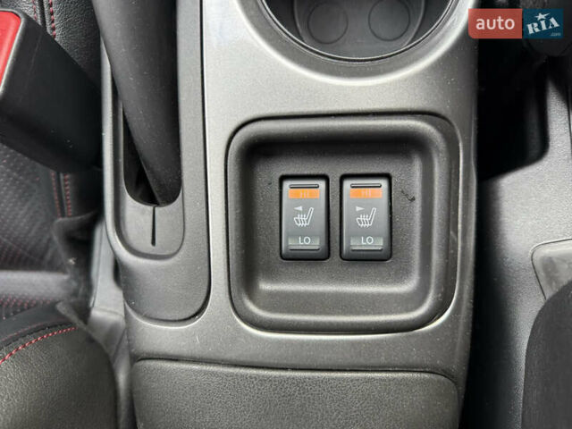 Белый Ниссан Жук, объемом двигателя 1.6 л и пробегом 55 тыс. км за 13300 $, фото 23 на Automoto.ua