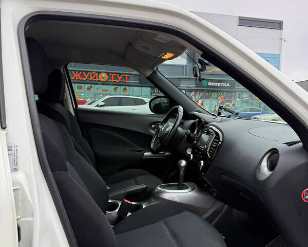 Білий Ніссан Жук, об'ємом двигуна 1.6 л та пробігом 130 тис. км за 10500 $, фото 41 на Automoto.ua