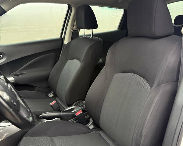 Білий Ніссан Жук, об'ємом двигуна 1.6 л та пробігом 130 тис. км за 10500 $, фото 18 на Automoto.ua