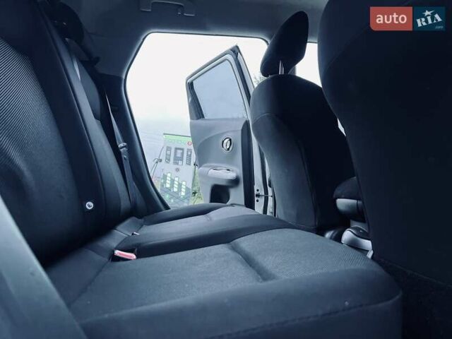 Белый Ниссан Жук, объемом двигателя 1.6 л и пробегом 107 тыс. км за 8999 $, фото 21 на Automoto.ua