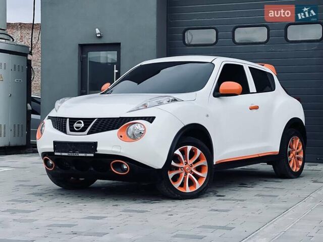 Белый Ниссан Жук, объемом двигателя 1.6 л и пробегом 107 тыс. км за 8999 $, фото 6 на Automoto.ua