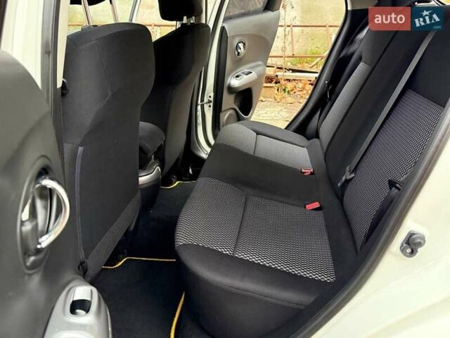 Белый Ниссан Жук, объемом двигателя 1.6 л и пробегом 106 тыс. км за 10700 $, фото 36 на Automoto.ua