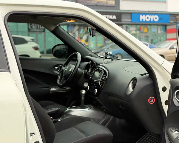 Білий Ніссан Жук, об'ємом двигуна 1.6 л та пробігом 130 тис. км за 10500 $, фото 35 на Automoto.ua