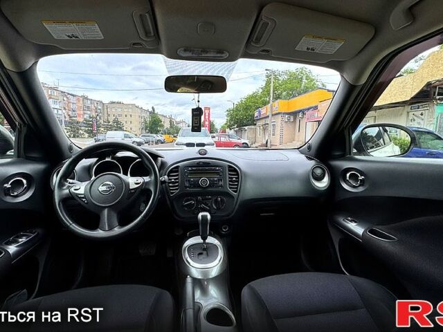 Белый Ниссан Жук, объемом двигателя 1.6 л и пробегом 157 тыс. км за 9399 $, фото 9 на Automoto.ua