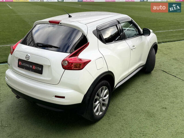 Белый Ниссан Жук, объемом двигателя 1.6 л и пробегом 55 тыс. км за 13300 $, фото 13 на Automoto.ua