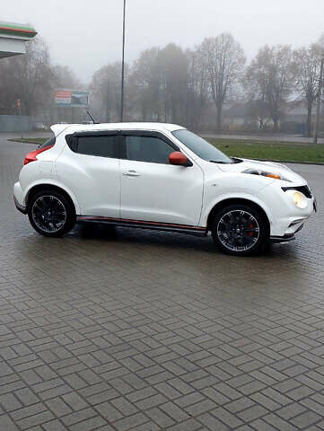 Белый Ниссан Жук, объемом двигателя 1.62 л и пробегом 180 тыс. км за 12500 $, фото 22 на Automoto.ua