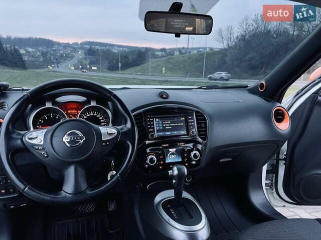 Белый Ниссан Жук, объемом двигателя 1.6 л и пробегом 107 тыс. км за 8999 $, фото 31 на Automoto.ua