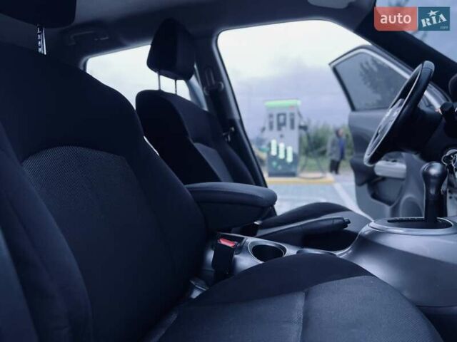 Белый Ниссан Жук, объемом двигателя 1.6 л и пробегом 107 тыс. км за 8999 $, фото 20 на Automoto.ua