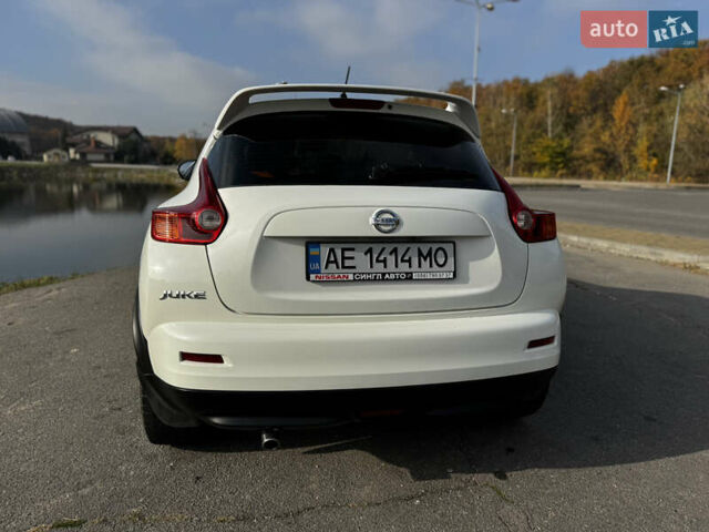 Белый Ниссан Жук, объемом двигателя 1.6 л и пробегом 60 тыс. км за 12999 $, фото 17 на Automoto.ua