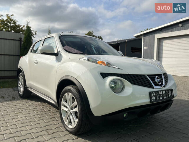 Белый Ниссан Жук, объемом двигателя 1.6 л и пробегом 123 тыс. км за 9390 $, фото 17 на Automoto.ua