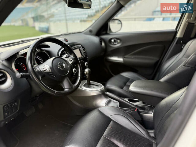 Белый Ниссан Жук, объемом двигателя 1.6 л и пробегом 55 тыс. км за 13300 $, фото 19 на Automoto.ua