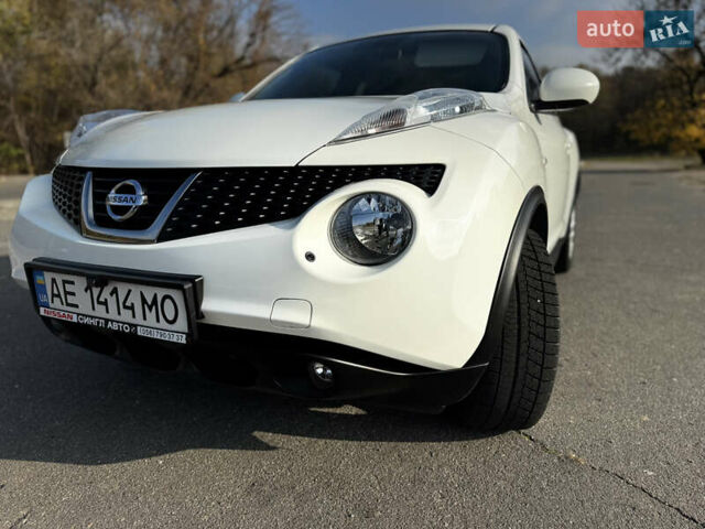 Белый Ниссан Жук, объемом двигателя 1.6 л и пробегом 60 тыс. км за 12999 $, фото 1 на Automoto.ua