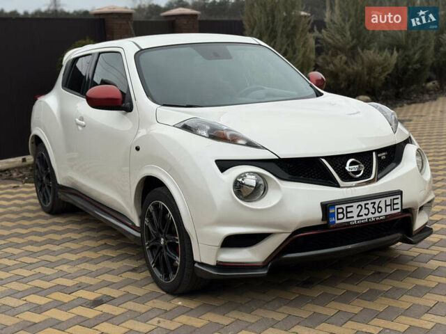 Белый Ниссан Жук, объемом двигателя 1.62 л и пробегом 112 тыс. км за 11800 $, фото 3 на Automoto.ua