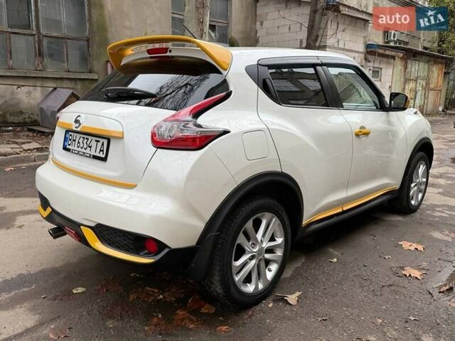 Белый Ниссан Жук, объемом двигателя 1.6 л и пробегом 106 тыс. км за 10700 $, фото 7 на Automoto.ua