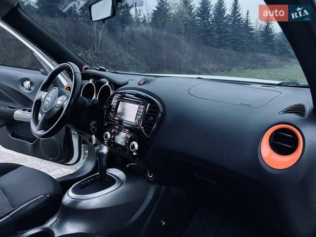 Белый Ниссан Жук, объемом двигателя 1.6 л и пробегом 107 тыс. км за 8999 $, фото 24 на Automoto.ua