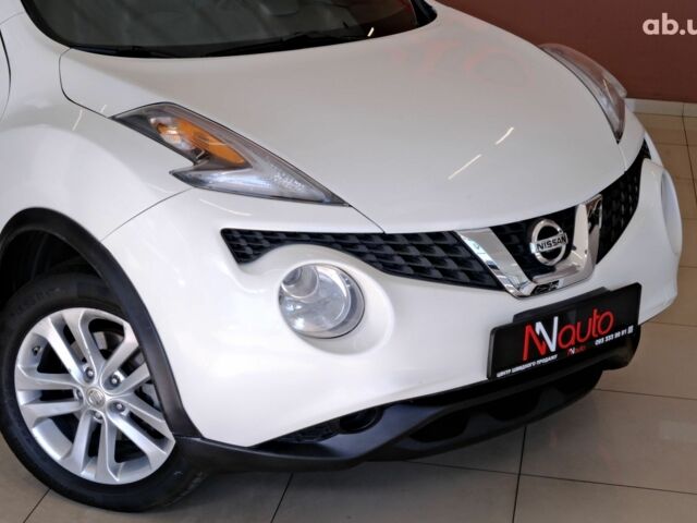 Белый Ниссан Жук, объемом двигателя 1.6 л и пробегом 117 тыс. км за 10900 $, фото 2 на Automoto.ua