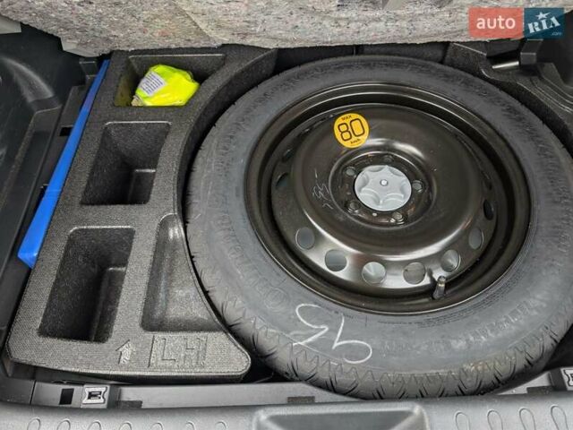 Белый Ниссан Жук, объемом двигателя 1.6 л и пробегом 98 тыс. км за 11950 $, фото 59 на Automoto.ua