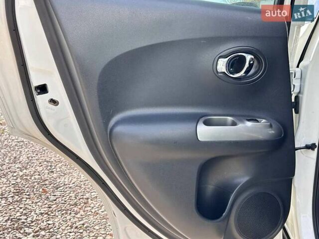 Белый Ниссан Жук, объемом двигателя 1.6 л и пробегом 152 тыс. км за 10200 $, фото 27 на Automoto.ua