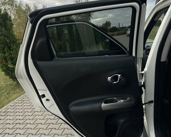 Ниссан Жук 2014 в Ровно на Automoto.ua Белый Ниссан Жук, объемом двигателя 1.5 л и пробегом 105 тыс. км за 11400 $, фото 22 на Automoto.ua
