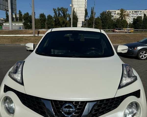 Білий Ніссан Жук, об'ємом двигуна 1.6 л та пробігом 106 тис. км за 15200 $, фото 3 на Automoto.ua