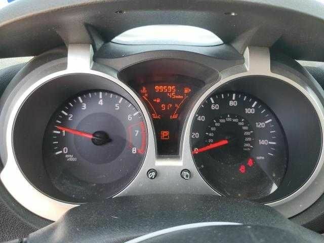 Белый Ниссан Жук, объемом двигателя 0 л и пробегом 99 тыс. км за 1100 $, фото 8 на Automoto.ua