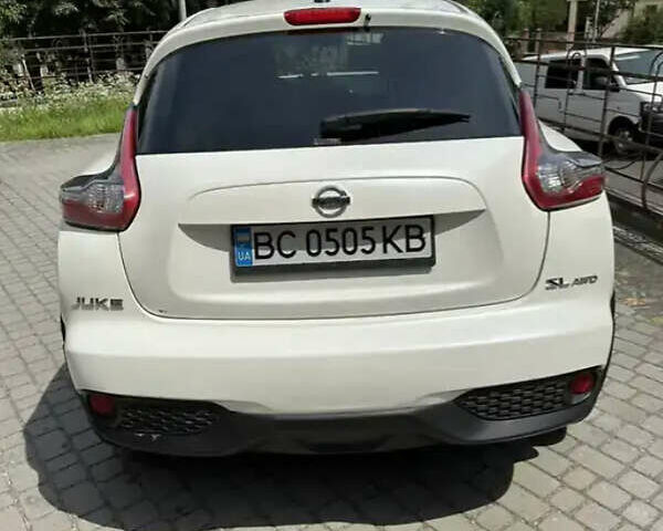 Белый Ниссан Жук, объемом двигателя 1.62 л и пробегом 155 тыс. км за 12500 $, фото 7 на Automoto.ua