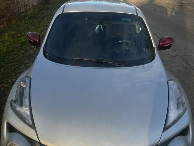 Белый Ниссан Жук, объемом двигателя 1.6 л и пробегом 99 тыс. км за 12800 $, фото 4 на Automoto.ua