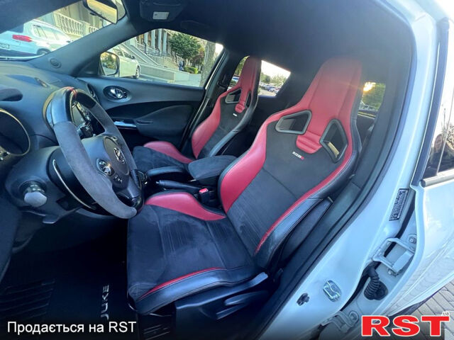 Білий Ніссан Жук, об'ємом двигуна 1.6 л та пробігом 72 тис. км за 13300 $, фото 9 на Automoto.ua