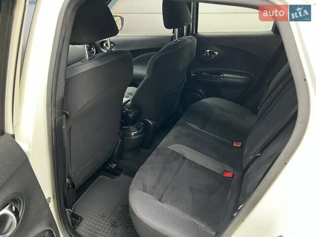 Белый Ниссан Жук, объемом двигателя 1.6 л и пробегом 152 тыс. км за 9857 $, фото 12 на Automoto.ua