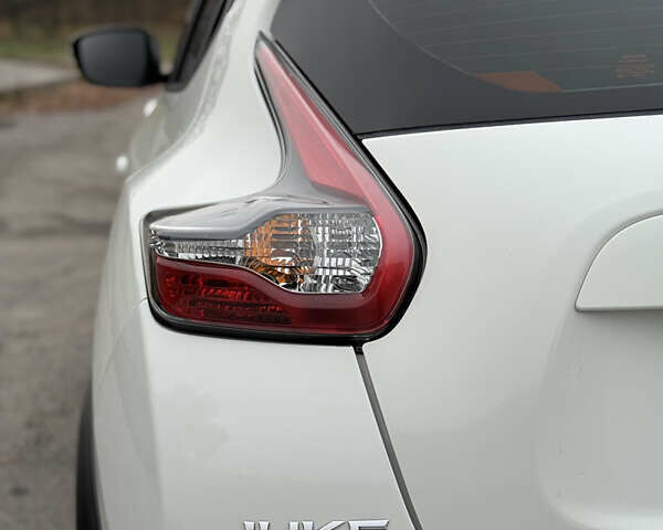 Белый Ниссан Жук, объемом двигателя 1.6 л и пробегом 72 тыс. км за 13700 $, фото 20 на Automoto.ua