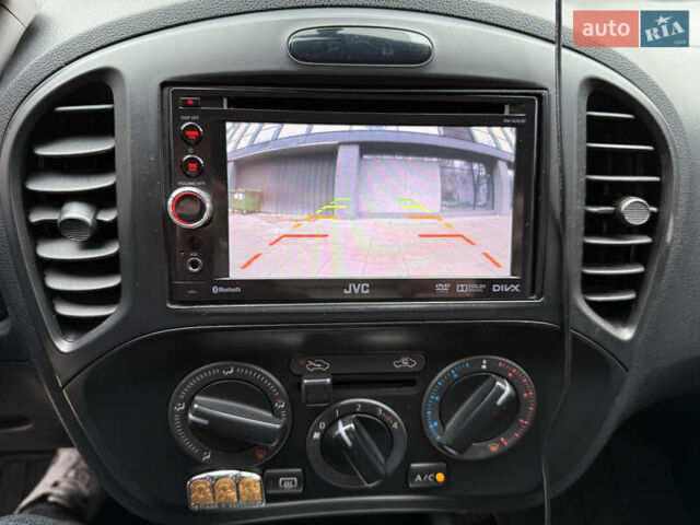 Белый Ниссан Жук, объемом двигателя 1.6 л и пробегом 90 тыс. км за 12900 $, фото 14 на Automoto.ua