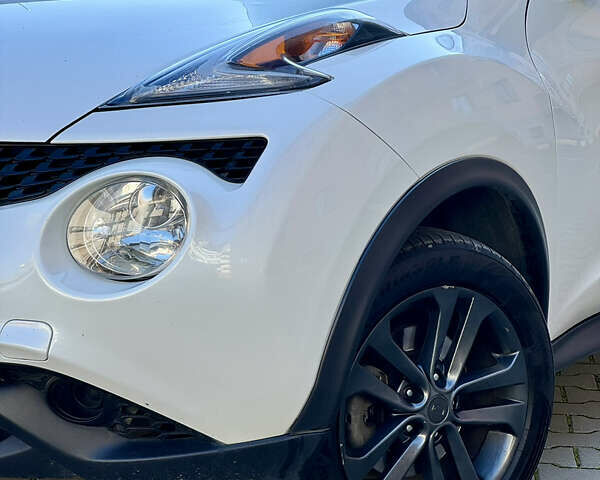 Белый Ниссан Жук, объемом двигателя 1.62 л и пробегом 149 тыс. км за 10300 $, фото 17 на Automoto.ua