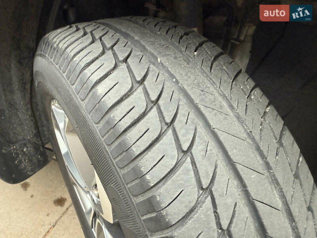 Белый Ниссан Жук, объемом двигателя 1.6 л и пробегом 90 тыс. км за 12900 $, фото 16 на Automoto.ua