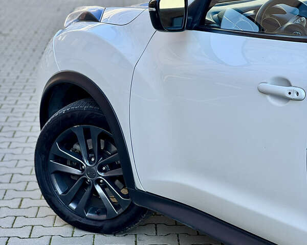 Белый Ниссан Жук, объемом двигателя 1.62 л и пробегом 149 тыс. км за 10300 $, фото 15 на Automoto.ua