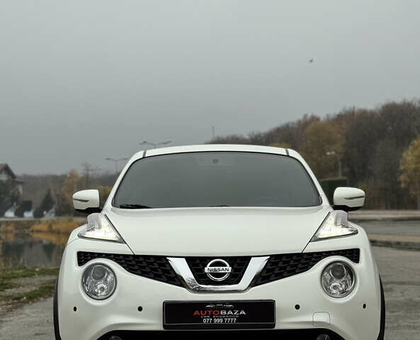 Белый Ниссан Жук, объемом двигателя 1.6 л и пробегом 72 тыс. км за 13700 $, фото 7 на Automoto.ua