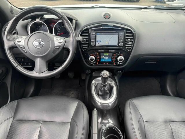 Белый Ниссан Жук, объемом двигателя 1.2 л и пробегом 75 тыс. км за 3300 $, фото 7 на Automoto.ua