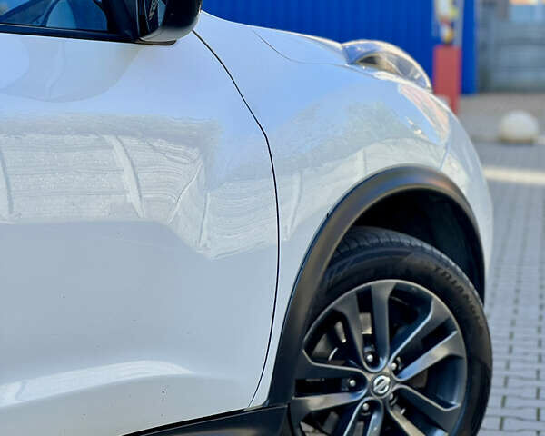 Белый Ниссан Жук, объемом двигателя 1.62 л и пробегом 149 тыс. км за 10300 $, фото 7 на Automoto.ua