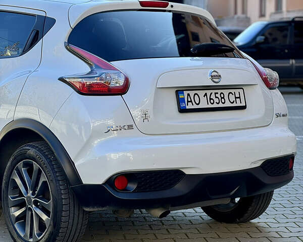 Белый Ниссан Жук, объемом двигателя 1.62 л и пробегом 149 тыс. км за 10300 $, фото 13 на Automoto.ua