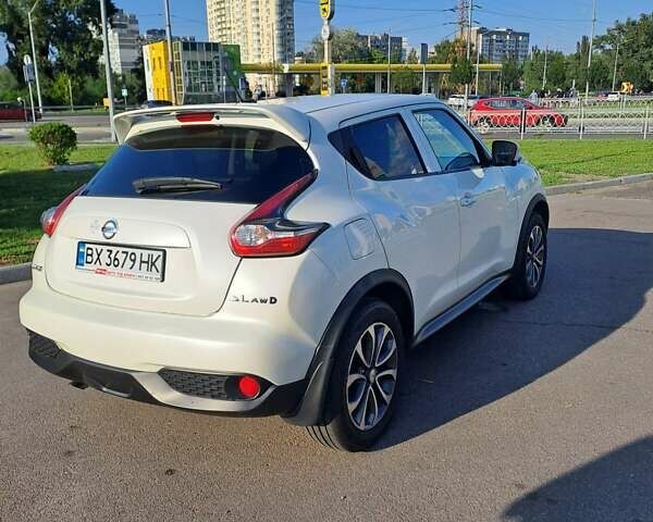 Белый Ниссан Жук, объемом двигателя 1.62 л и пробегом 92 тыс. км за 14000 $, фото 9 на Automoto.ua