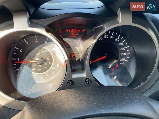 Белый Ниссан Жук, объемом двигателя 1.6 л и пробегом 52 тыс. км за 14400 $, фото 6 на Automoto.ua