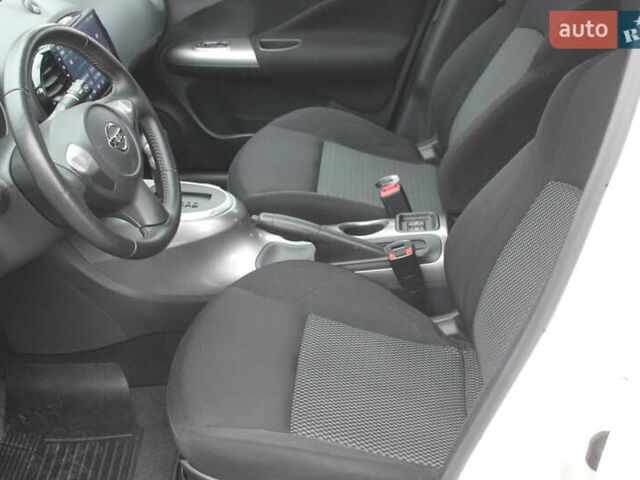 Белый Ниссан Жук, объемом двигателя 1.6 л и пробегом 72 тыс. км за 13999 $, фото 21 на Automoto.ua