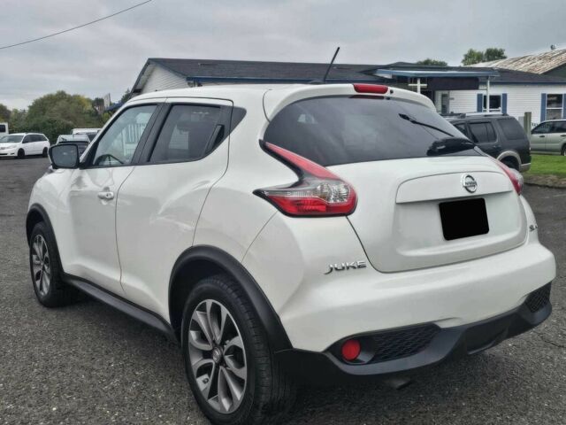 Ниссан Жук 2017 в Тернополе на Automoto.ua Белый Ниссан Жук, объемом двигателя 1.6 л и пробегом 51 тыс. км за 5500 $, фото 3 на Automoto.ua